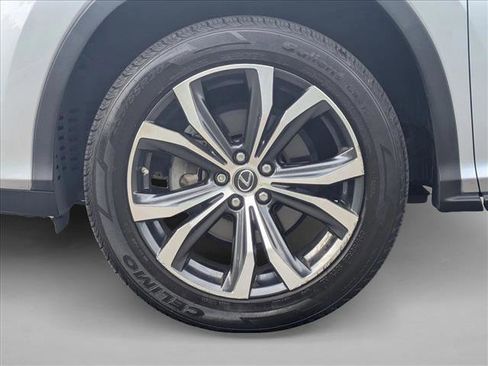 Used 2022 Lexus RX 350L Premium w/ Premium Package AWD/4WD image 26