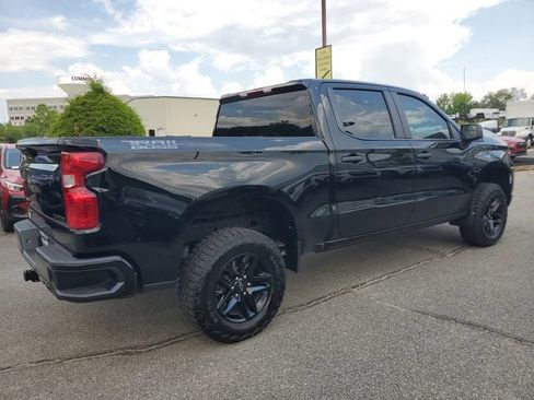Used 2026 Chevrolet Silverado 1500 Custom Trail Boss w/ Midnight Edition AWD/4WD image 6