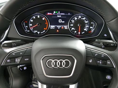 Used 2024 Audi Q5 2.0T Premium image 17