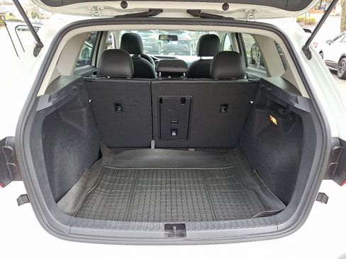 Used 2022 Volkswagen Taos SE w/ Panoramic Sunroof Package image 30