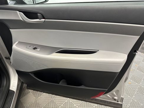 Used 2025 Hyundai Palisade SEL FWD image 15