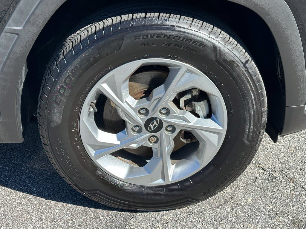 Certified 2022 Hyundai Tucson SEL w/ Cargo Package AWD/4WD image 9