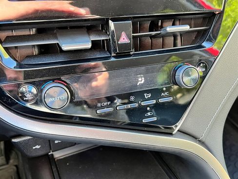 Used 2023 Toyota Camry SE w/ Cold Weather Package image 35