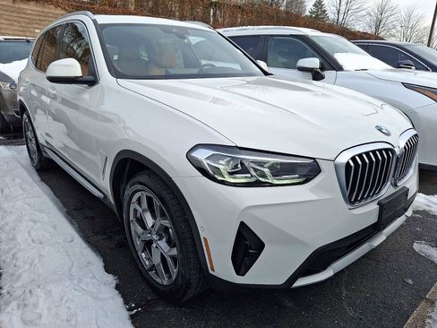 Used 2024 BMW X3 xDrive30i w/ Premium Package w/ZPA image 2