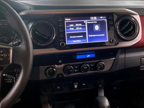 Used 2021 Toyota Tacoma SR5 AWD/4WD image 7
