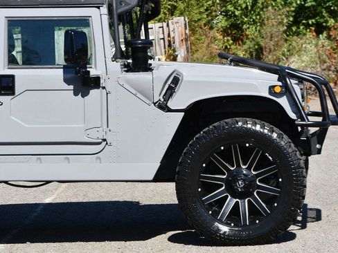 Used 1998 HUMMER H1 4-Door Open Top image 15