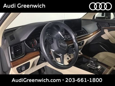 Used 2023 Audi Q5 2.0T Premium w/ Convenience Package AWD/4WD image 8