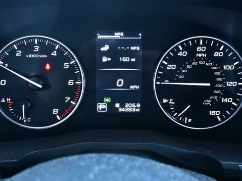 Used 2024 Subaru Ascent Limited w/ Technology Package image 13