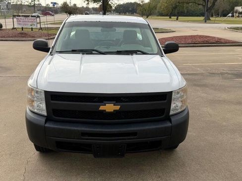 Used 2013 Chevrolet Silverado 1500 W/T image 3