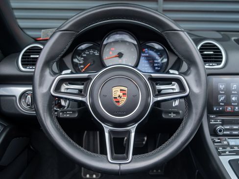 Certified 2017 Porsche 718 Boxster S RWD image 6