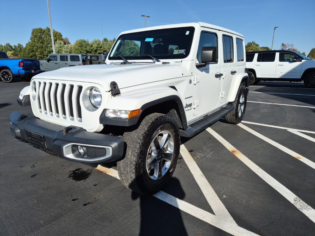 Used 2020 Jeep Wrangler Unlimited Sahara w/ Cold Weather Group AWD/4WD image 8