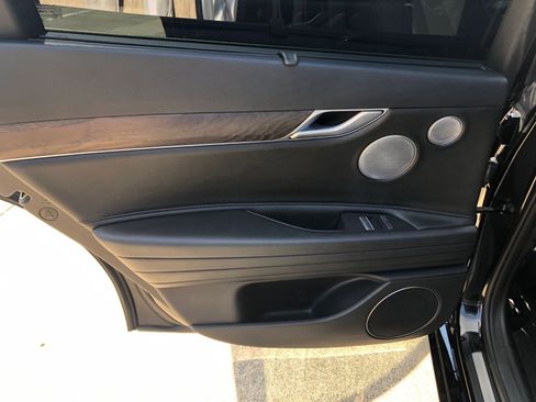 Used 2021 Genesis G80 2.5T w/ Advanced Package image 22