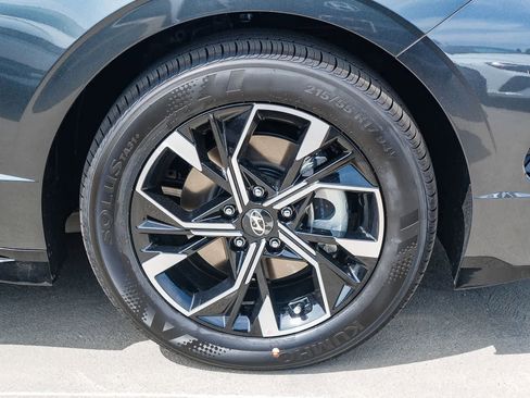 Certified 2025 Hyundai Sonata SEL image 9