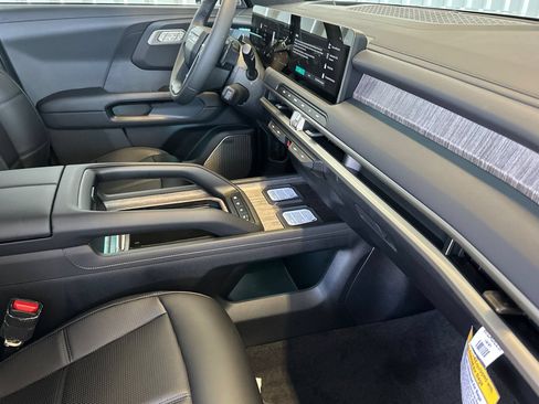 New 2027 Kia Telluride SX Prestige w/ Towing Package AWD/4WD image 16
