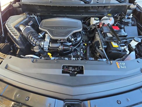 Used 2024 Cadillac XT6 Sport w/ Technology Package image 31