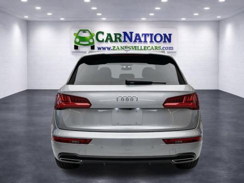 Used 2019 Audi Q5 2.0T Premium w/ Convenience Package AWD/4WD image 4