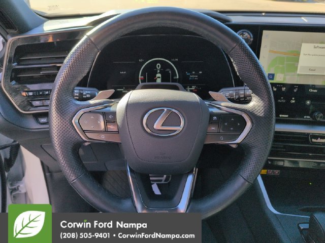 Used 2025 Lexus TX 500h AWD w/ Technology Package image 14