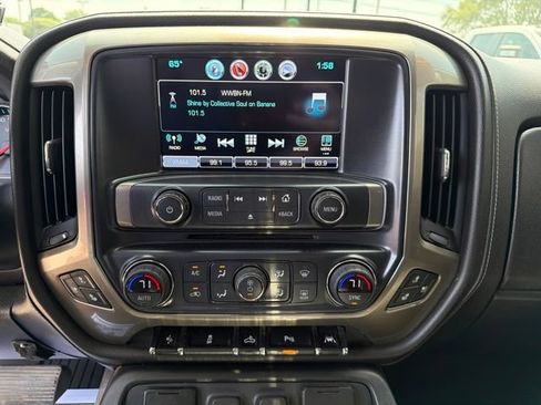 Used 2018 Chevrolet Silverado 1500 High Country AWD/4WD image 18