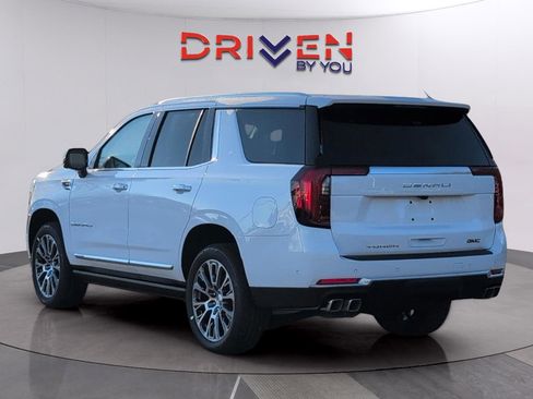 New 2026 GMC Yukon Denali w/ Sun & Power Step Package image 3