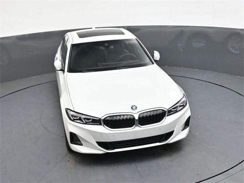 Used 2024 BMW 330e w/ Premium Package image 25