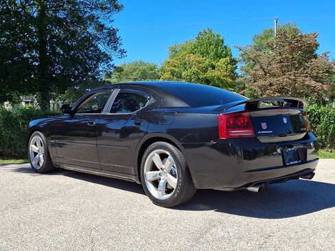 Used 2006 Dodge Charger SRT8 w/ SRT Option Group II RWD image 4
