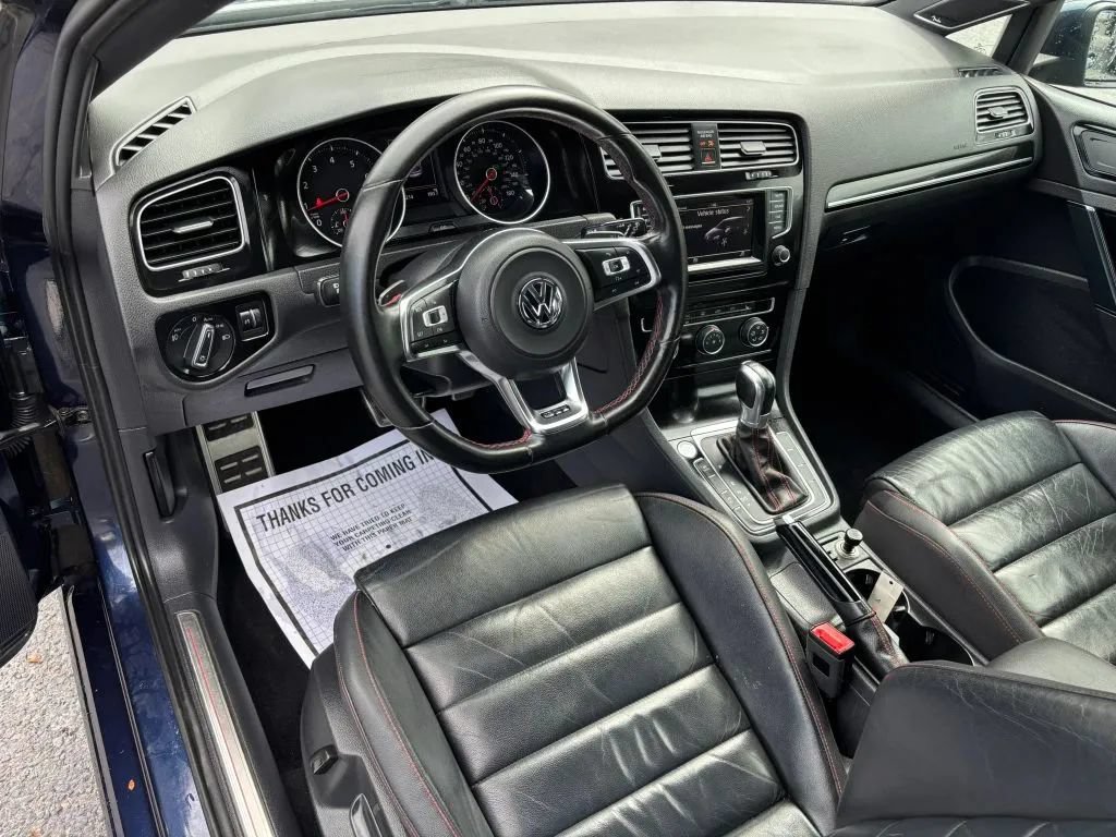Used 2015 Volkswagen GTI SE w/ Lighting Package (SEL) FWD image 2