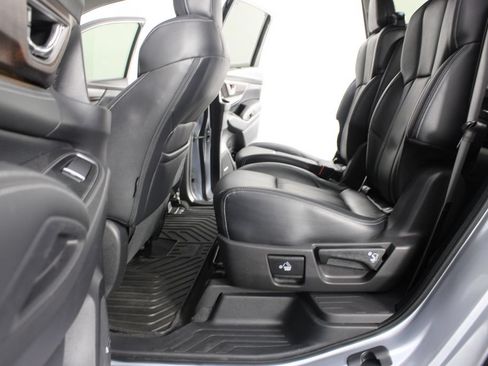 Used 2023 Subaru Ascent Touring w/ Popular Package #2A AWD/4WD image 19