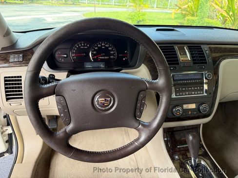 Used 2008 Cadillac DTS FWD image 33