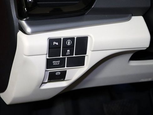 Certified 2025 Acura RDX w/ Technology Package image 24