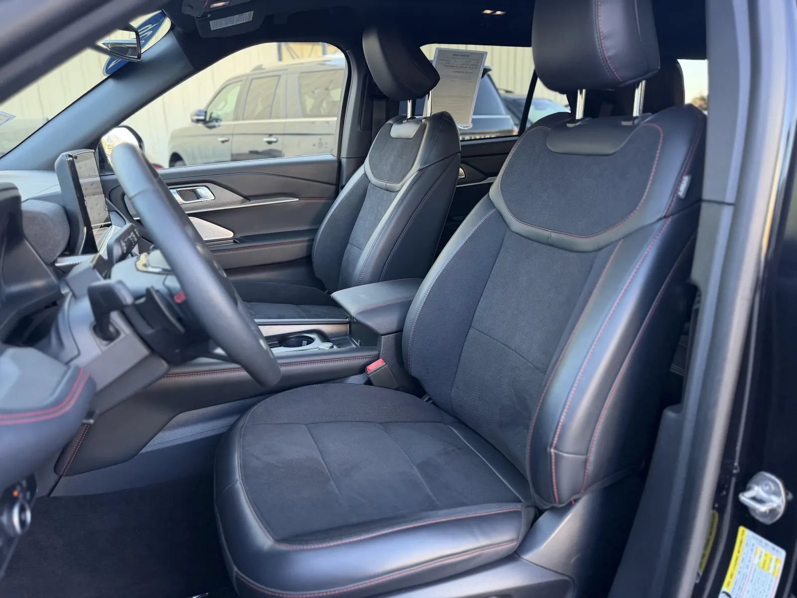 Used 2026 Ford Explorer ST w/ Sun And Sound Package AWD/4WD image 15
