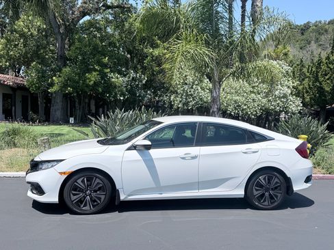 Used 2019 Honda Civic LX image 2
