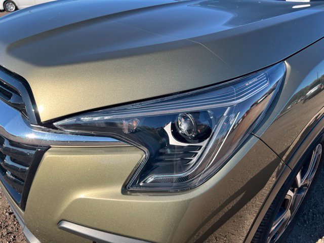 Used 2024 Subaru Ascent Touring AWD/4WD image 9