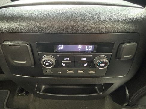 Used 2018 Chevrolet Tahoe Premier image 18