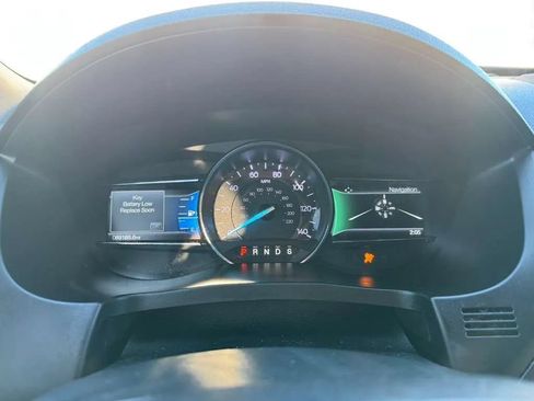 Used 2018 Ford Explorer XLT w/ Equipment Group 202A AWD/4WD image 16