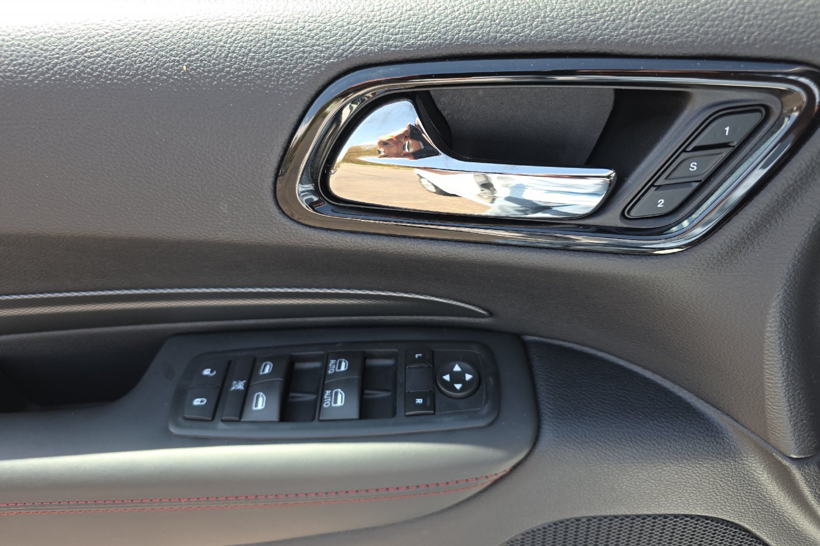 Used 2025 Dodge Durango R/T AWD/4WD image 11