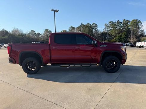Used 2021 GMC Sierra 1500 AT4 w/ AT4 Value Package AWD/4WD image 4