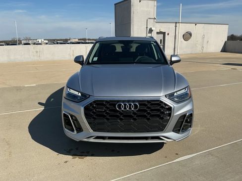 Used 2023 Audi Q5 2.0T Premium Plus w/ Premium Plus Package image 2