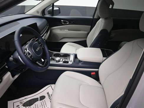 New 2026 Kia Carnival SX Prestige FWD image 15