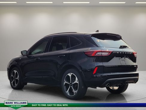 Used 2023 Ford Escape ST-Line Select w/ Tech Pack #2 AWD/4WD image 6