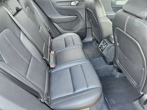 Certified 2026 Volvo XC40 B5 Plus AWD/4WD image 31