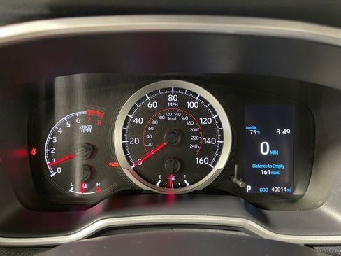 Used 2021 Toyota Corolla SE image 18