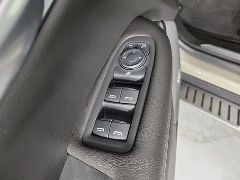 Used 2023 Cadillac XT5 Luxury FWD image 17