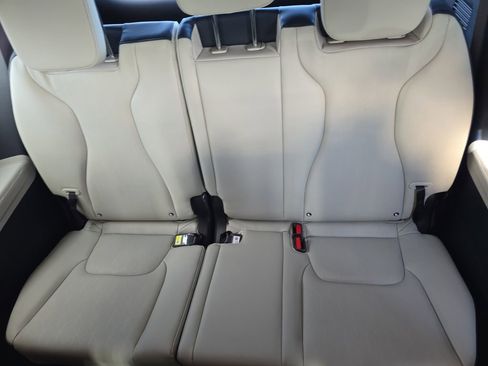 New 2026 Kia Carnival EX FWD image 18