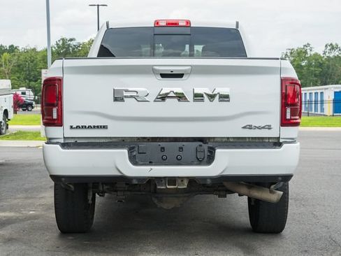 Used 2026 RAM 2500 Laramie AWD/4WD image 7