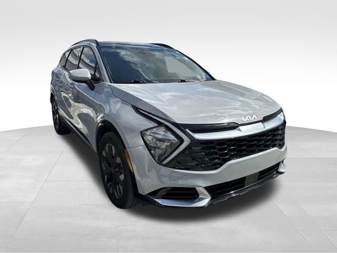 Certified 2023 Kia Sportage SX image 2