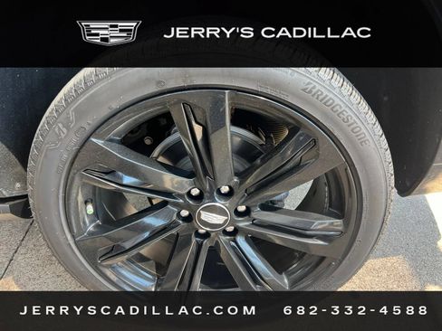 Used 2026 Cadillac Escalade Platinum Sport AWD/4WD image 7