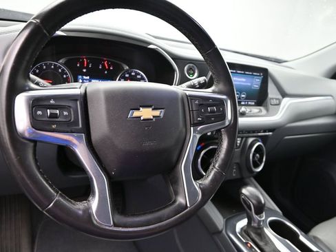 Used 2020 Chevrolet Blazer LT FWD image 19