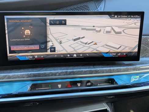 Used 2025 BMW 740i image 15