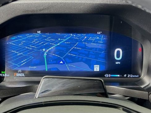 Used 2025 Ford Explorer Platinum w/ Ultimate Package image 12