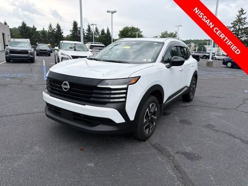 Certified 2026 Nissan Kicks SV w/ SV Premium Package AWD/4WD image 5